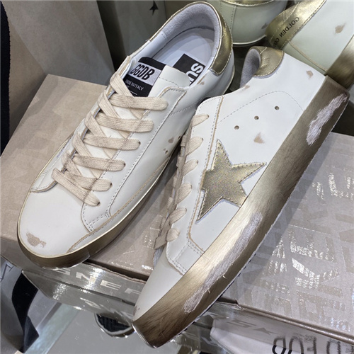 Golden Goose Sneakers