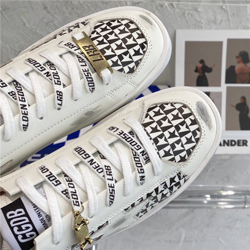 Golden Goose Sneakers