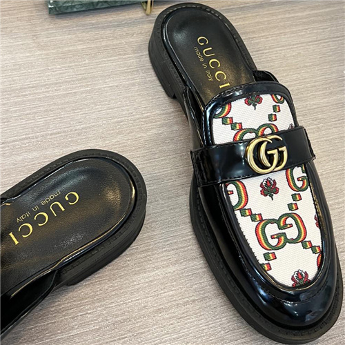 Gucci Women's Mules Slippers