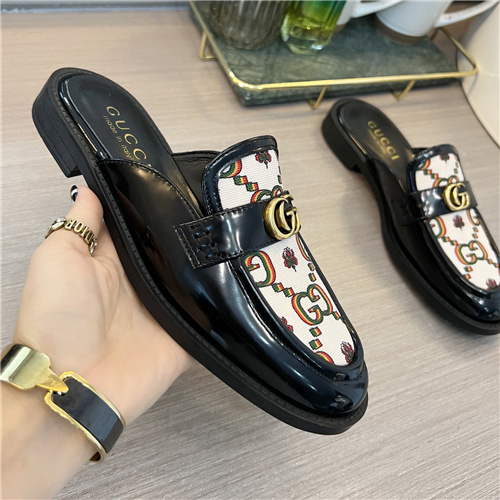 Gucci Women's Mules Slippers