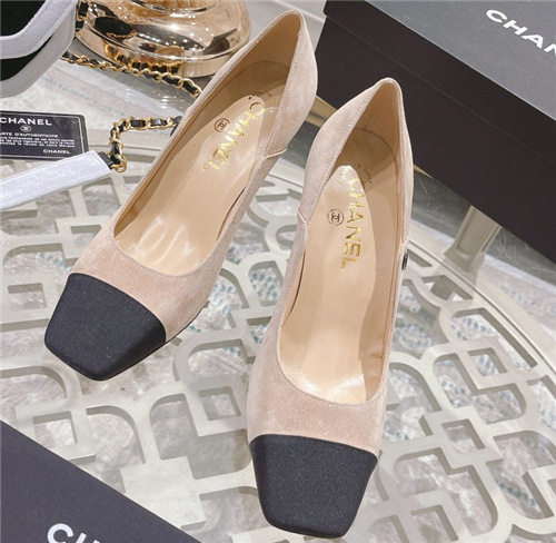 Chanel Women's Pumps