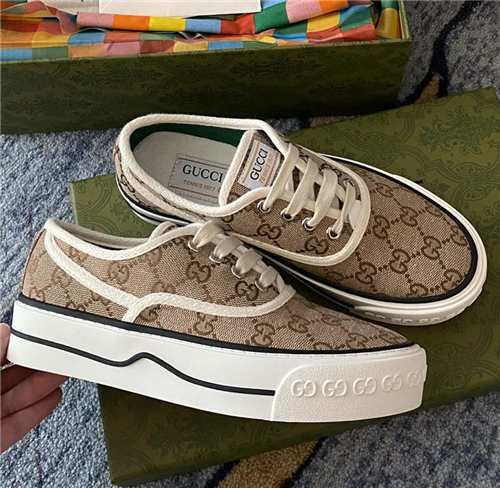 Gucci Sneakers