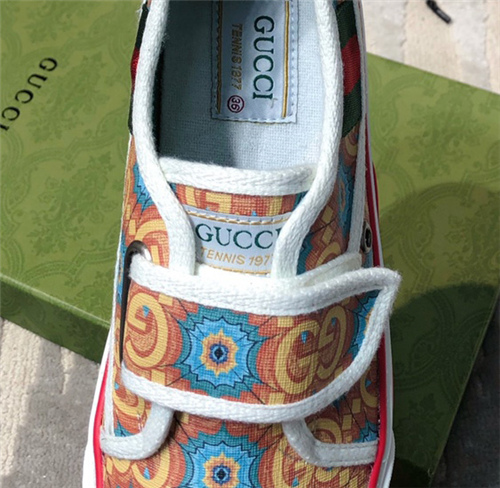 Gucci Sneakers