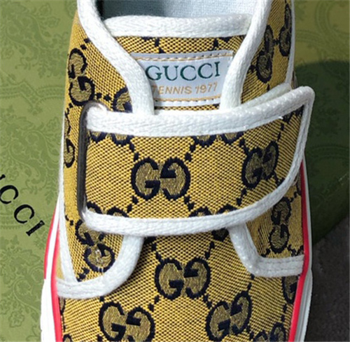 Gucci Sneakers