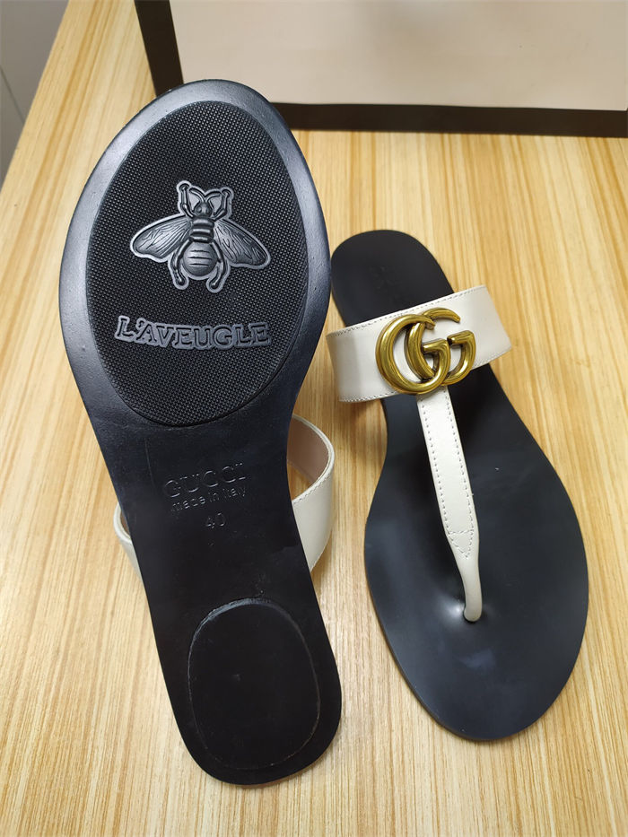 Gucci WOMEN'S THONG SANDAL WITH DOUBLE G