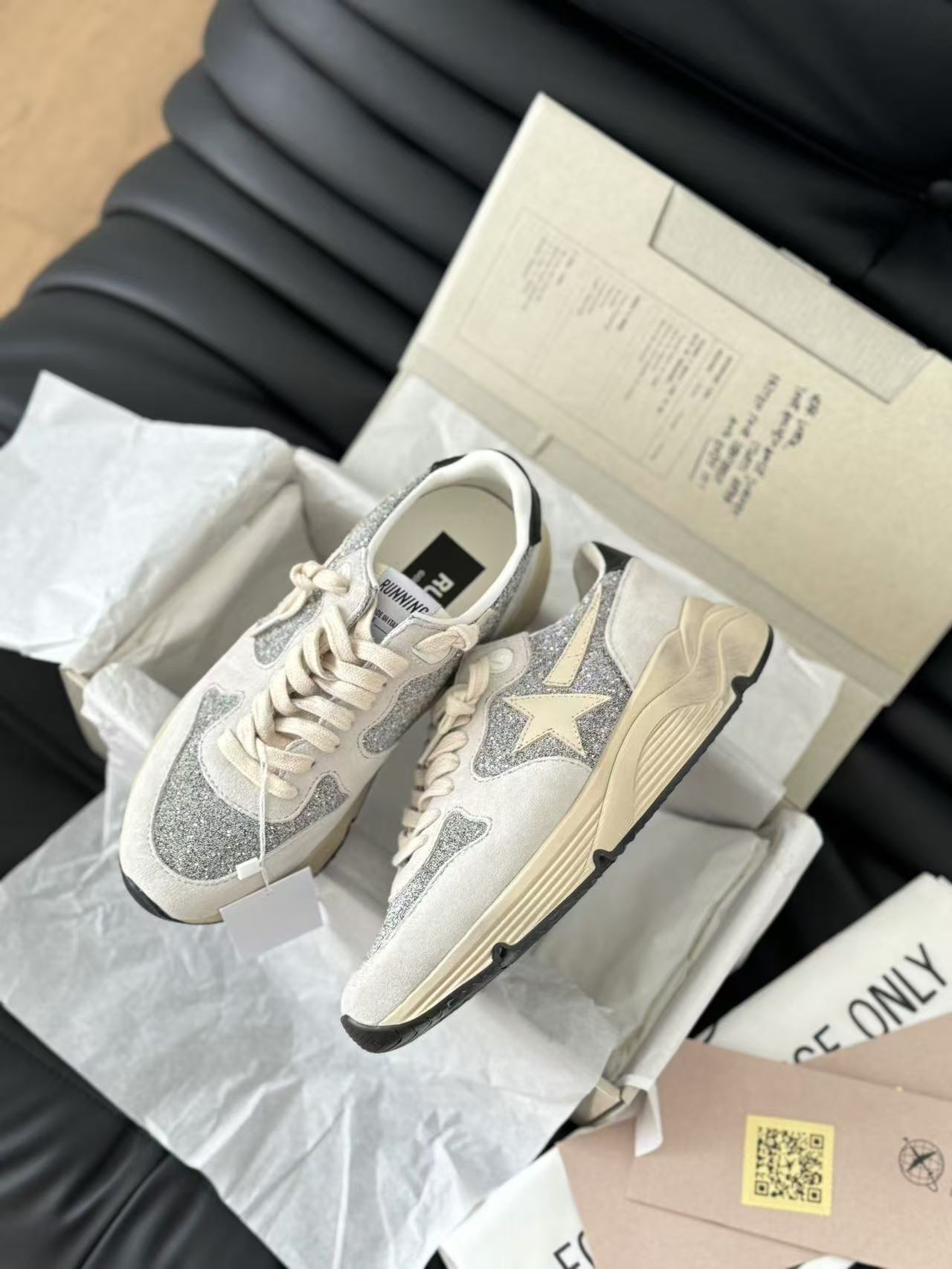 Golden Goose Sneakers