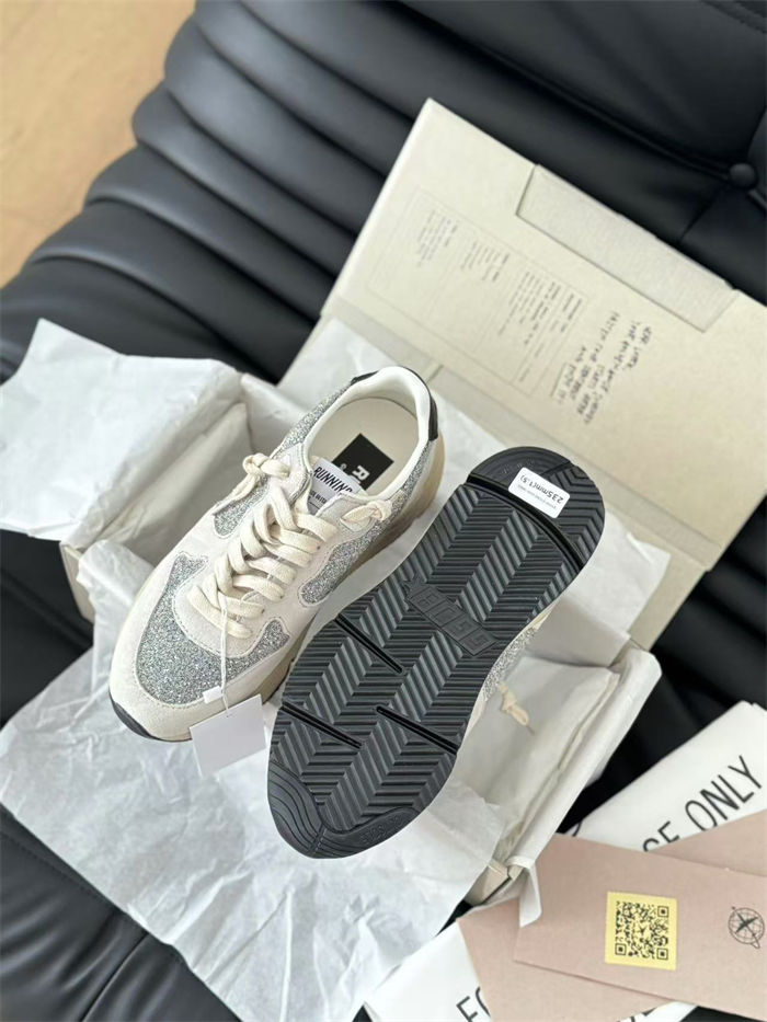 Golden Goose Sneakers