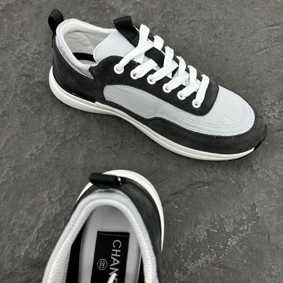 Chanel Women Sneaker 