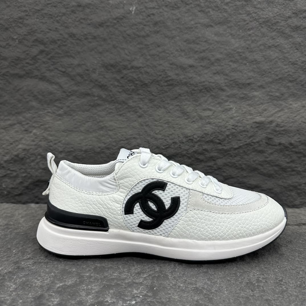 Chanel Women Sneaker 