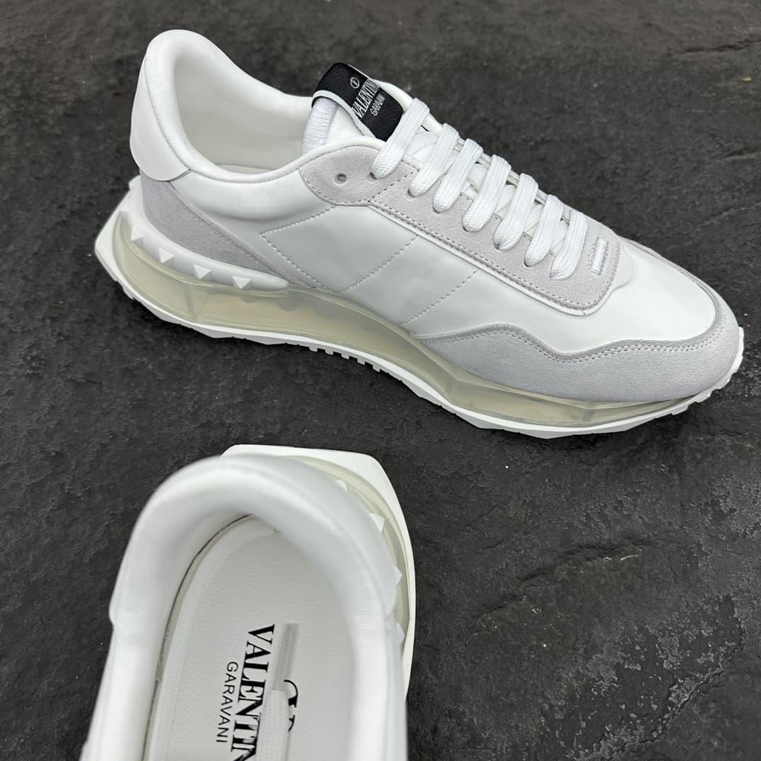 Valentino Garavani Lacerunner Sneakers