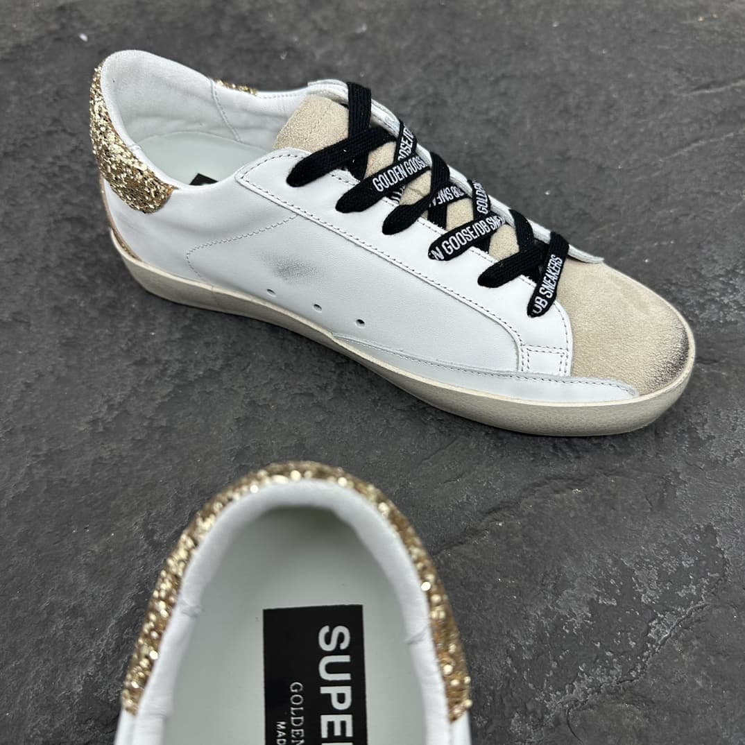 Golden Goose Sneakers