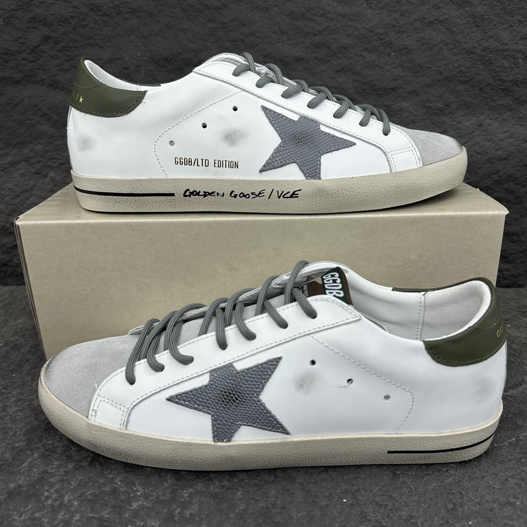 Golden Goose Sneakers