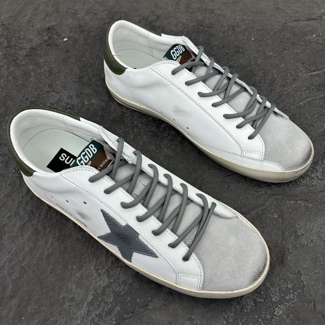 Golden Goose Sneakers