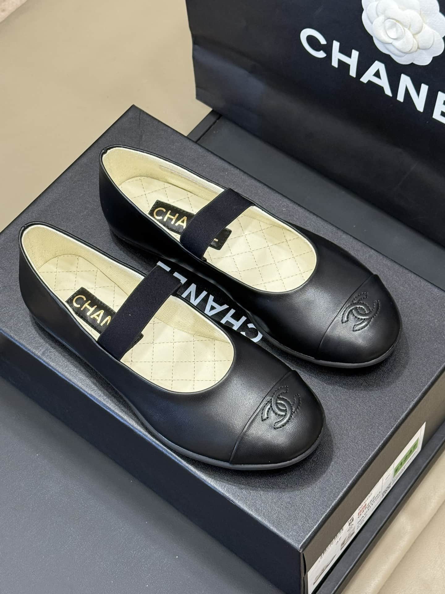 Chanel Flats mary janes